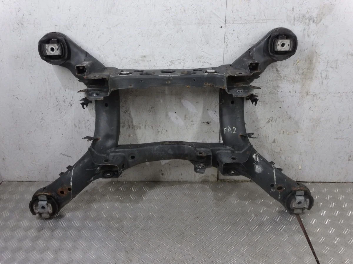 Балка задняя Mercedes-Benz GL-класс X166 (2012—2016)