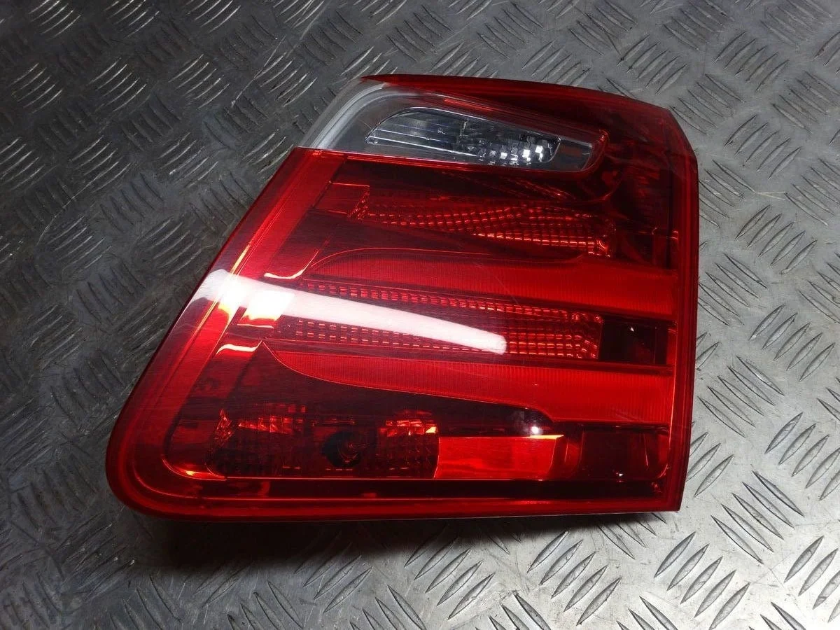 Фонарь задний внутренний правый Mercedes-Benz GL-класс X166 (2012—2016)