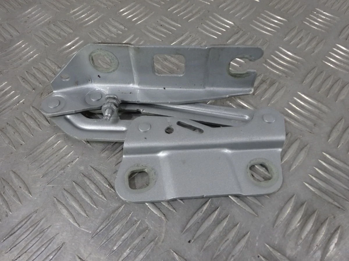 Петля капота левая Mercedes-Benz GL-класс X164 (2006—2009)