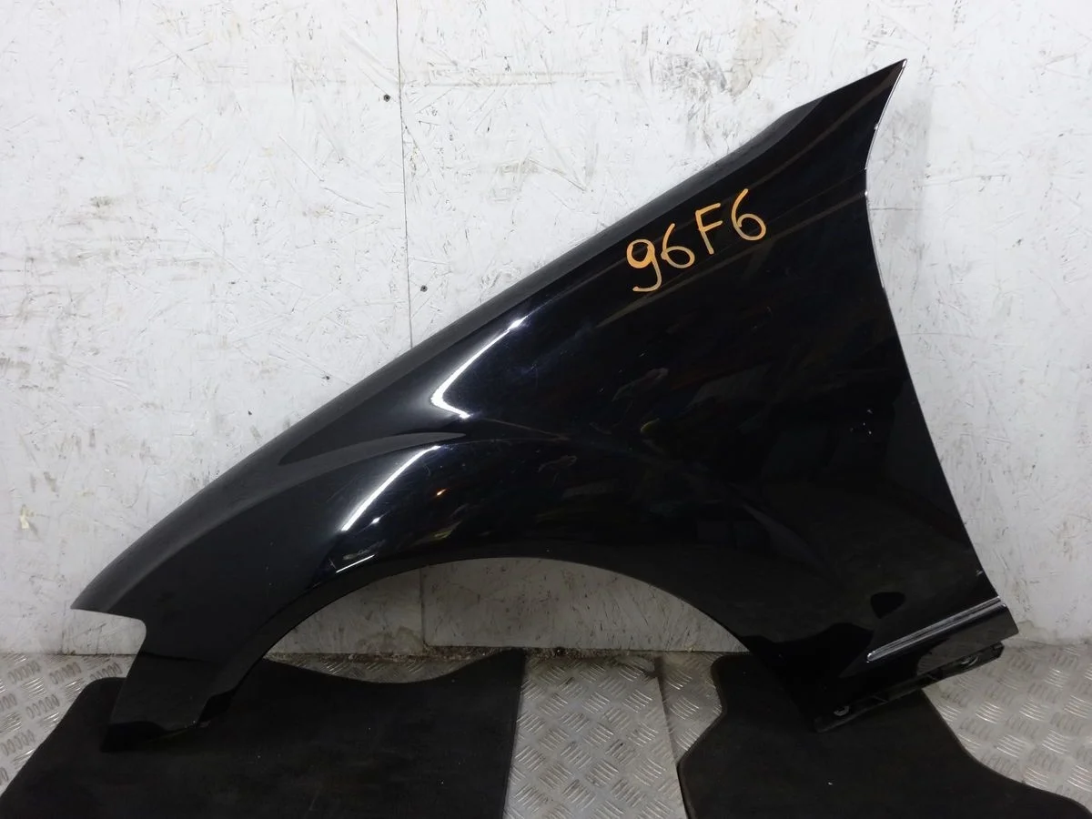 Крыло переднее левое Mercedes-Benz S-класс W221 (2005—2009)