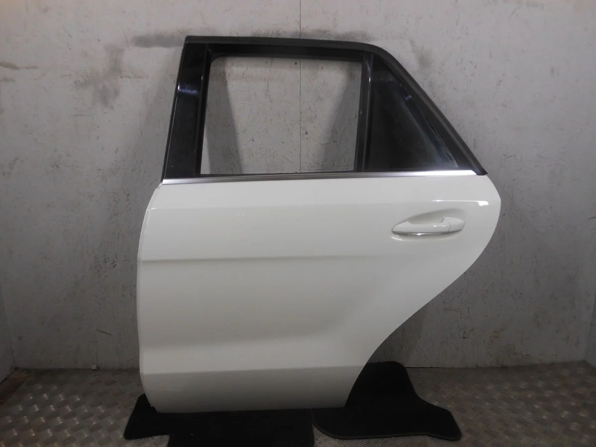 Дверь задняя левая Mercedes-Benz M-класс W166 (2011—2015)