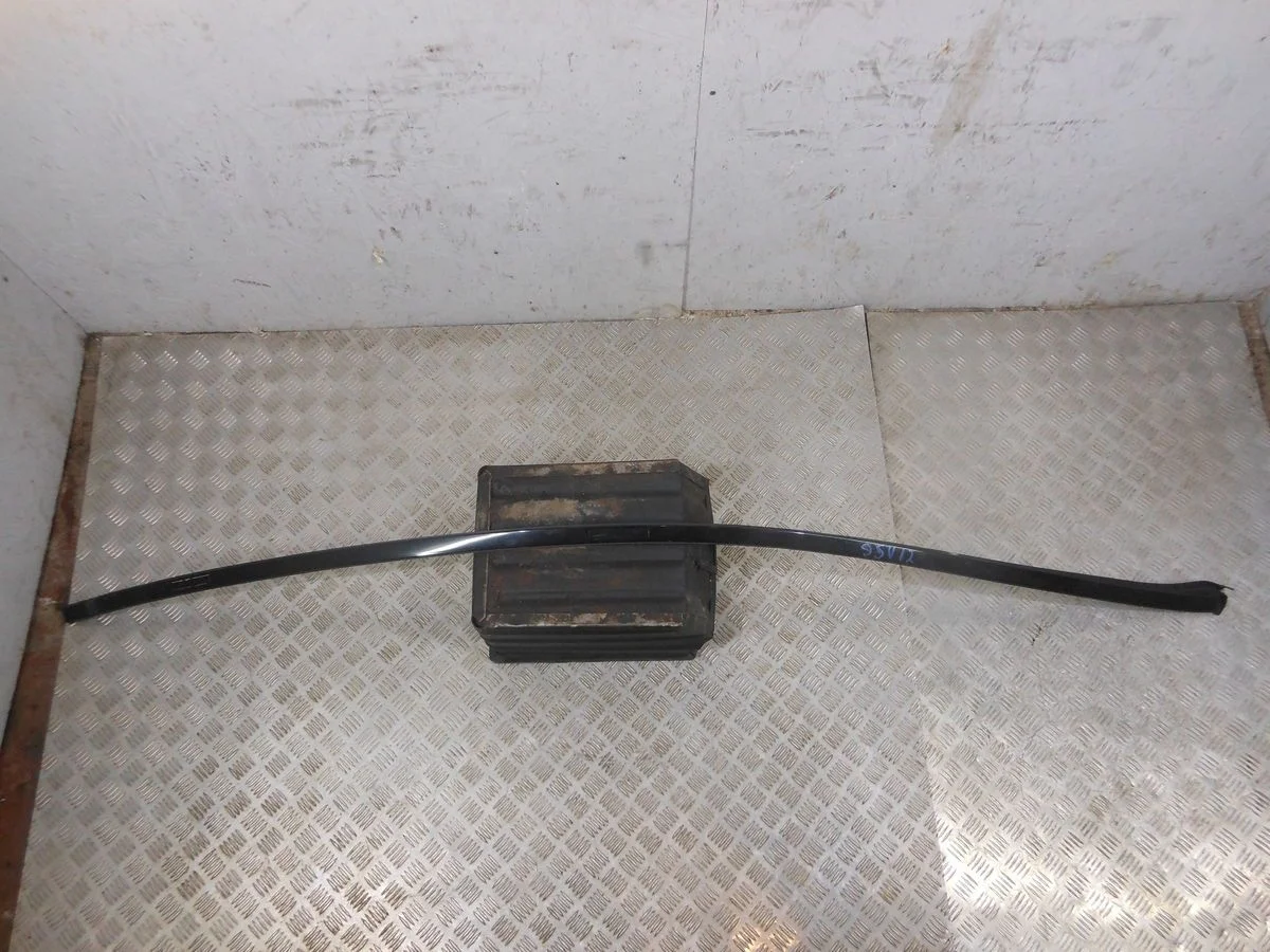 Молдинг крыши правый Mercedes-Benz C-класс W204/S204/С204 рестайлинг (2011—2015)