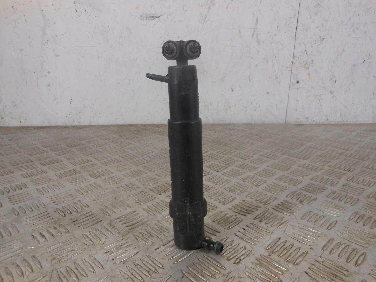 Форсунка омывателя фары Mercedes-Benz E-класс W211/S211 рестайлинг (2006—2009)