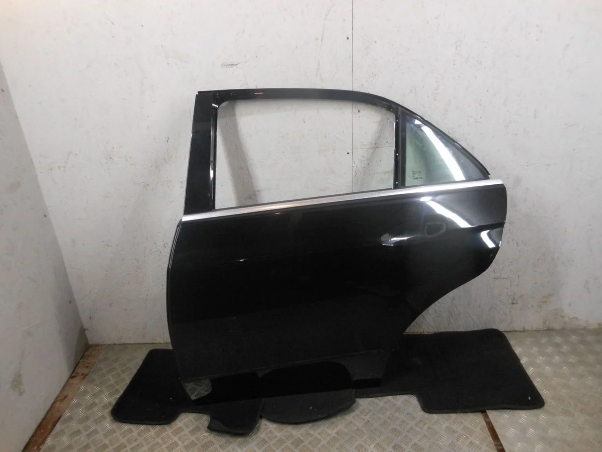 Дверь задняя левая Mercedes-Benz E-класс W212/S212/C207/A207 (2009—2013)