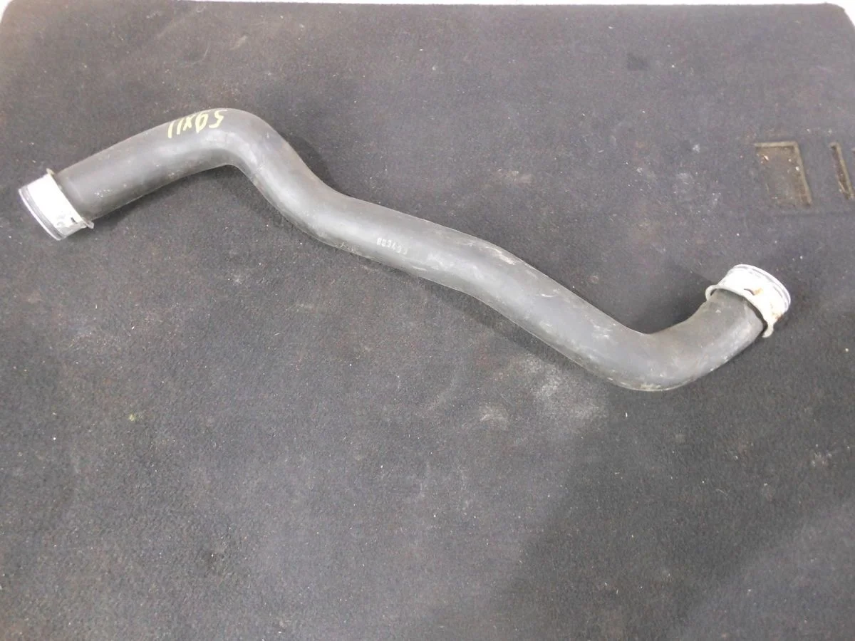 Патрубок радиатора Mercedes-Benz CL-класс C216 (2006—2010)