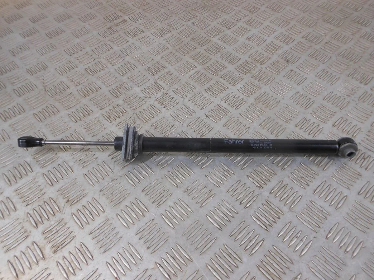 Ограничитель двери Mercedes-Benz S-класс W221 (2005—2009)