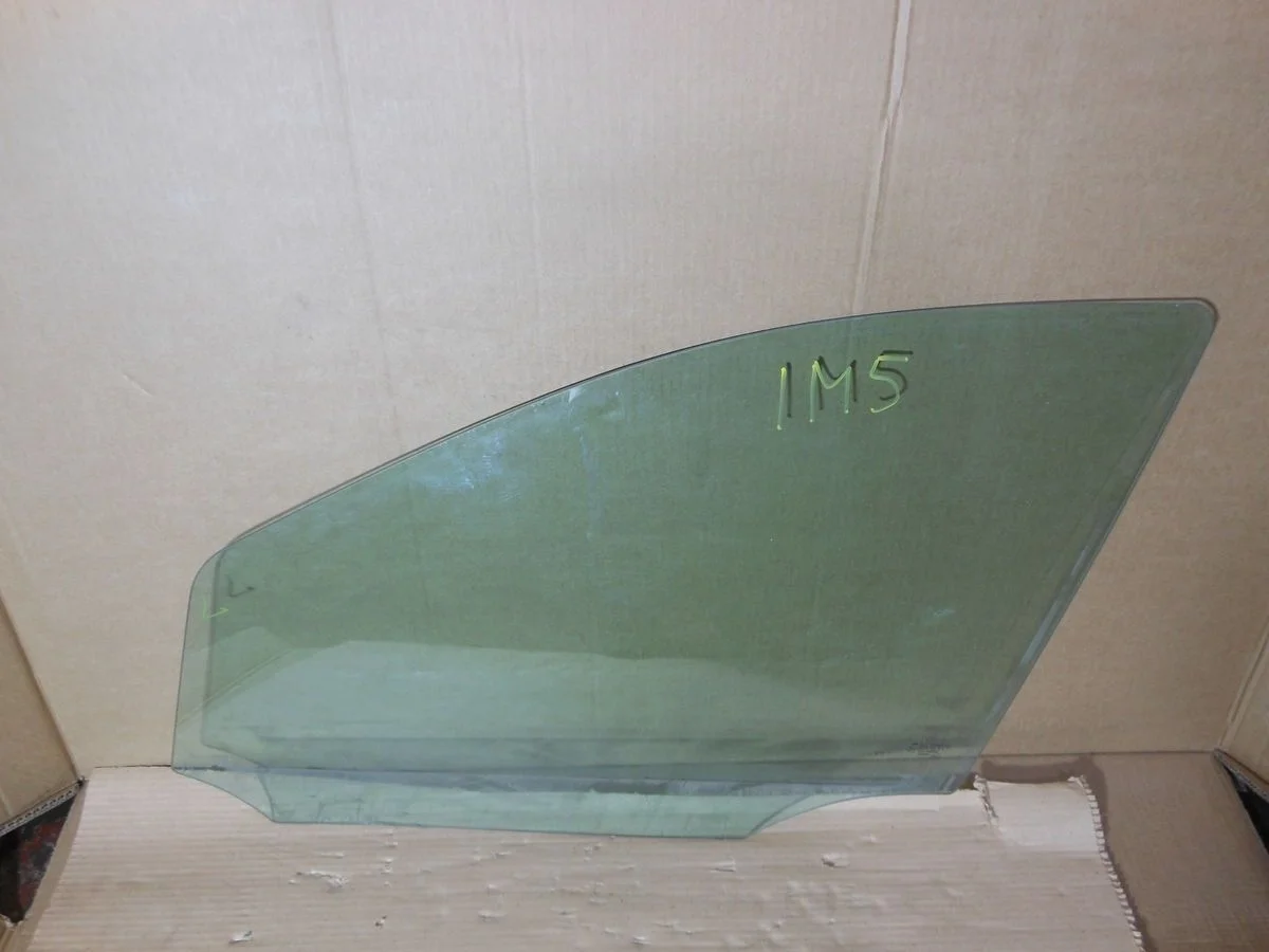 Стекло двери передней левой Mercedes-Benz GL-класс X164 (2006—2009)