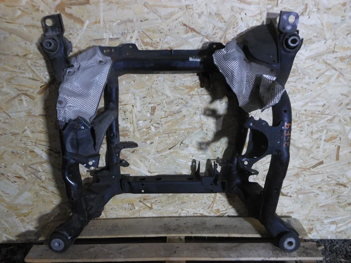 Балка подмоторная Mercedes-Benz GL-класс X164 (2006—2009)