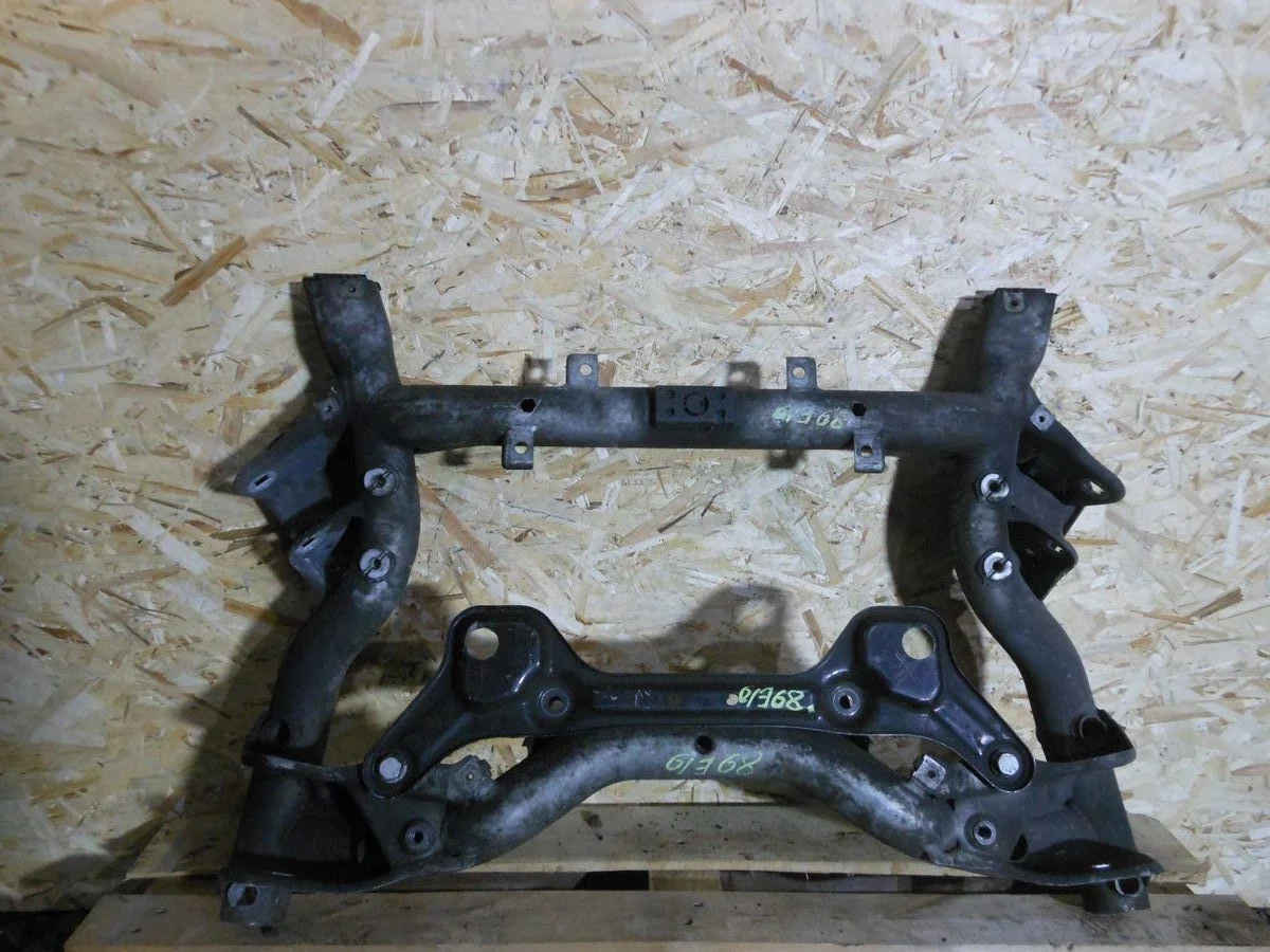 Балка подмоторная Mercedes-Benz C-класс W204/S204/С204 рестайлинг (2011—2015)