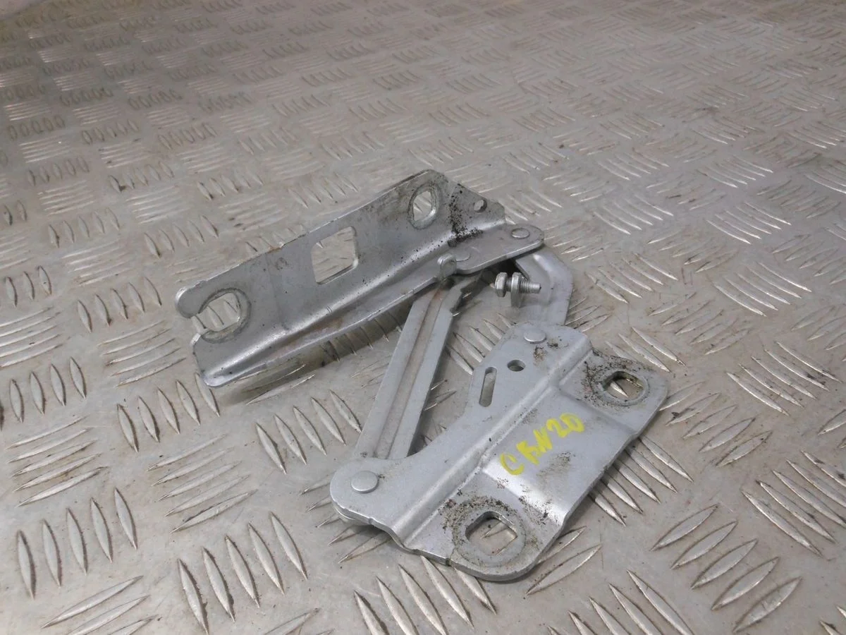 Петля капота правая Mercedes-Benz M-класс W164 (2005—2008)