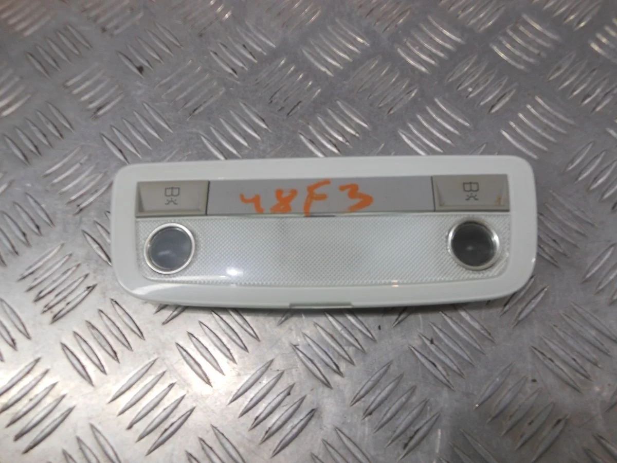 Плафон салонный Mercedes-Benz C-класс W204/S204 (2006—2011)