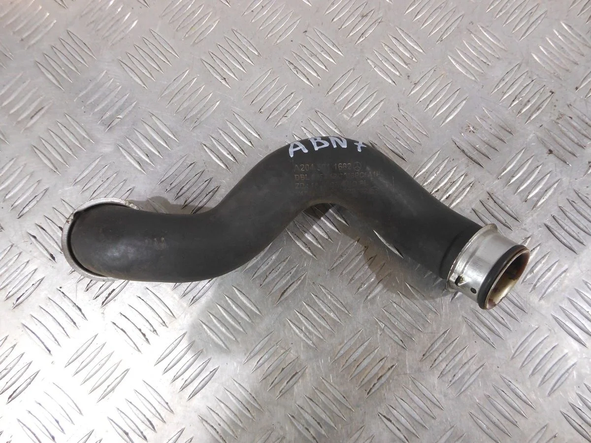 Патрубок радиатора Mercedes-Benz E-класс W212/S212/C207/A207 (2009—2013)