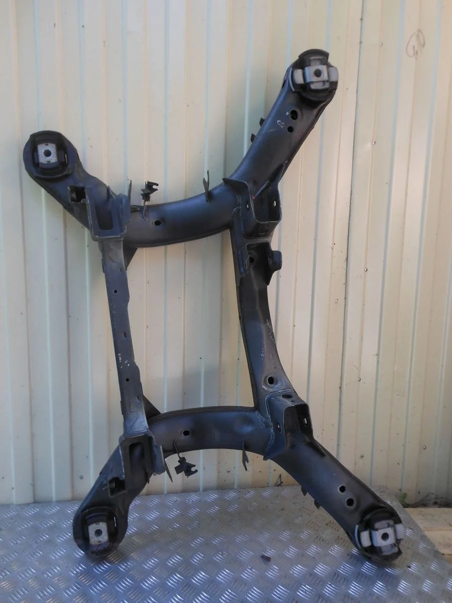 Балка задняя Mercedes-Benz M-класс W166 (2011—2015)