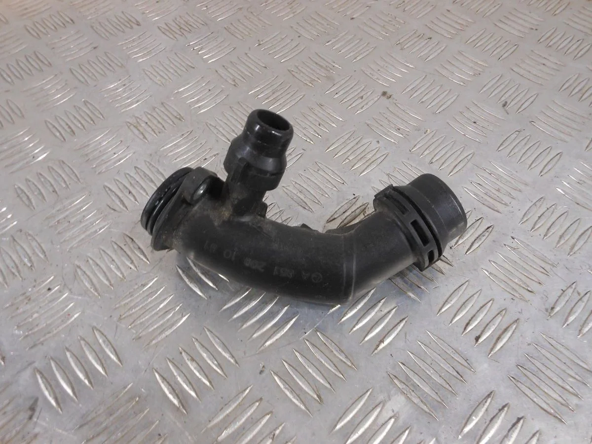 Патрубок Mercedes-Benz GLC-класс X253 (2015—2019)