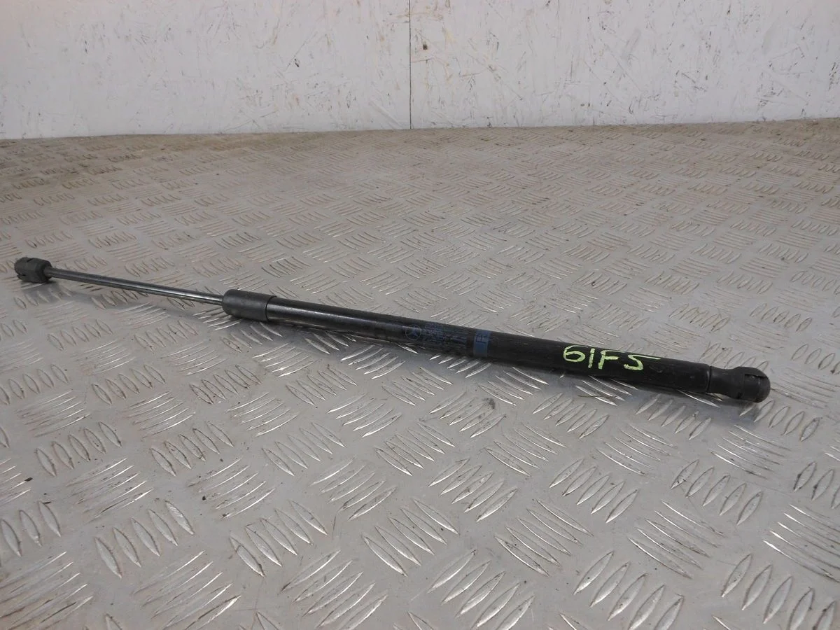 Амортизатор капота Mercedes-Benz E-класс W212/S212/C207/A207 (2009—2013)