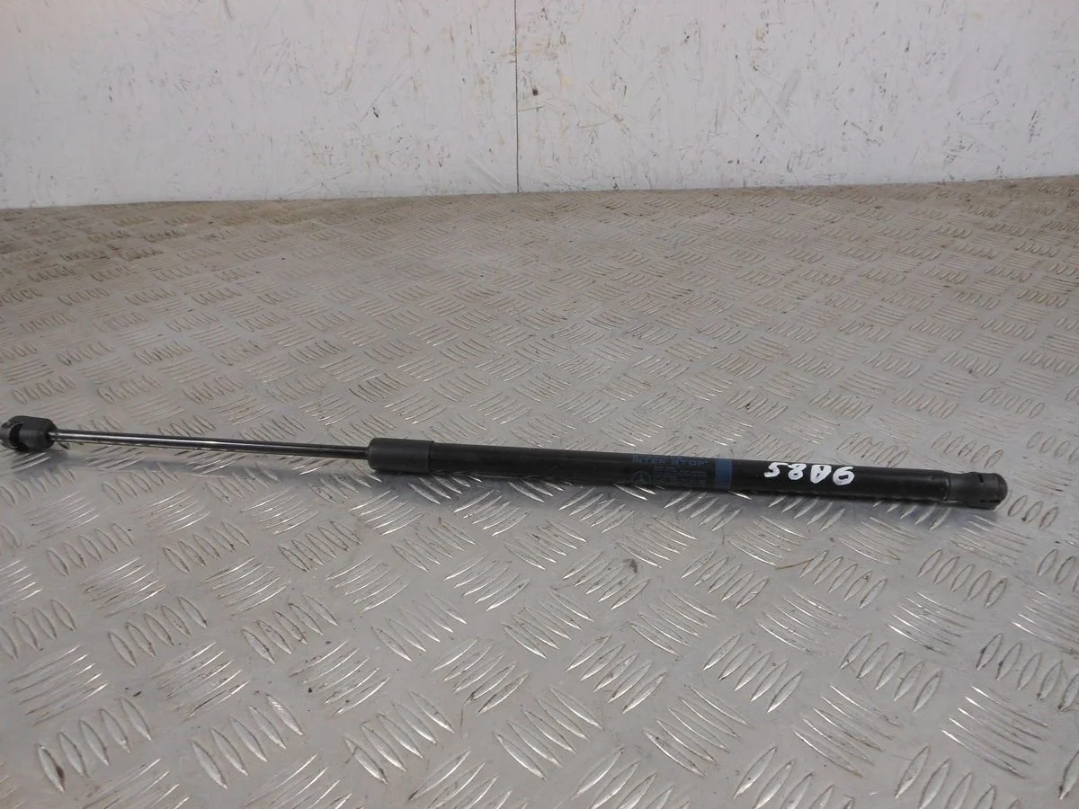 Амортизатор капота Mercedes-Benz E-класс W212/S212/C207/A207 (2009—2013)