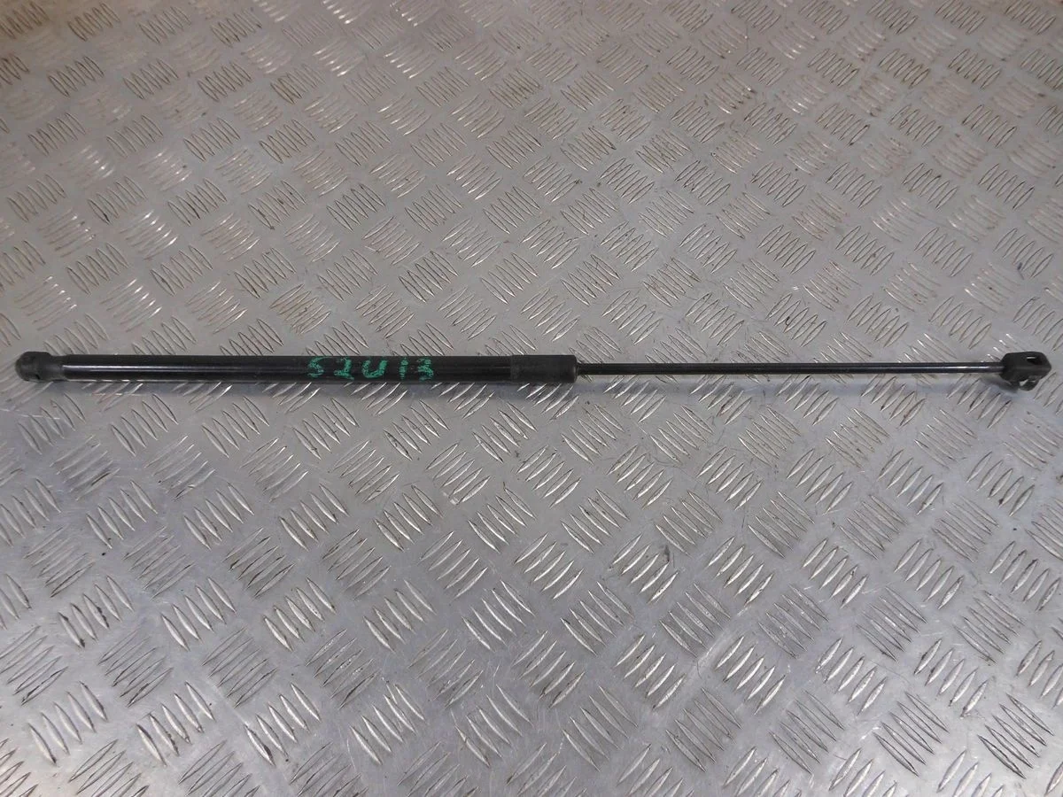 Амортизатор капота Mercedes-Benz CL-класс C216 (2006—2010)