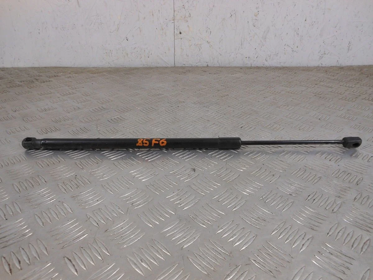 Амортизатор капота Mercedes-Benz E-класс W212/S212/C207/A207 (2009—2013)