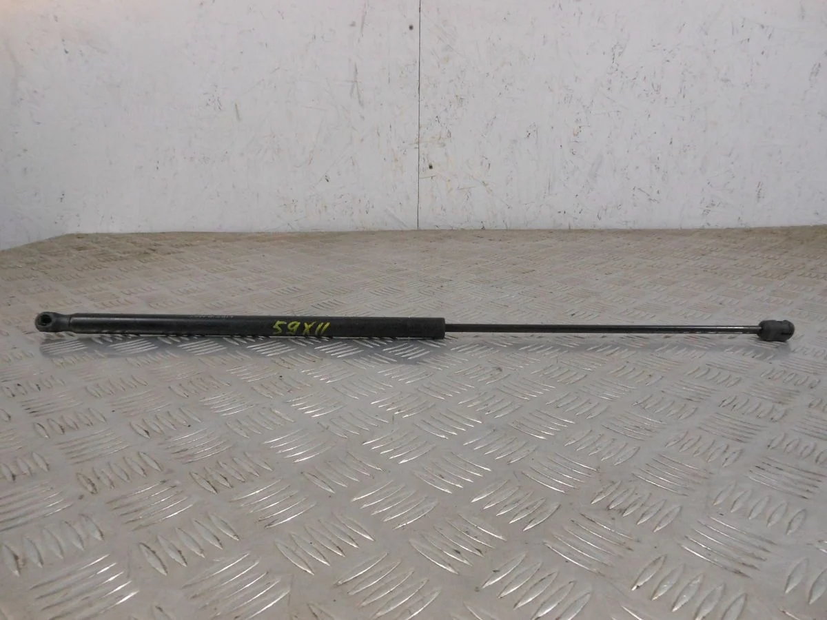 Амортизатор капота Mercedes-Benz E-класс W211/S211 рестайлинг (2006—2009)