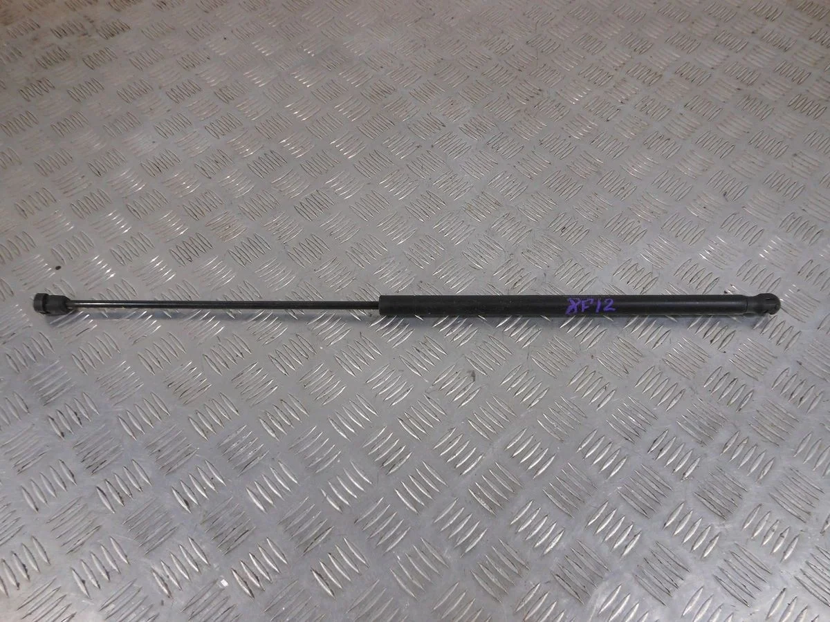 Амортизатор капота Mercedes-Benz E-класс W211/S211 рестайлинг (2006—2009)