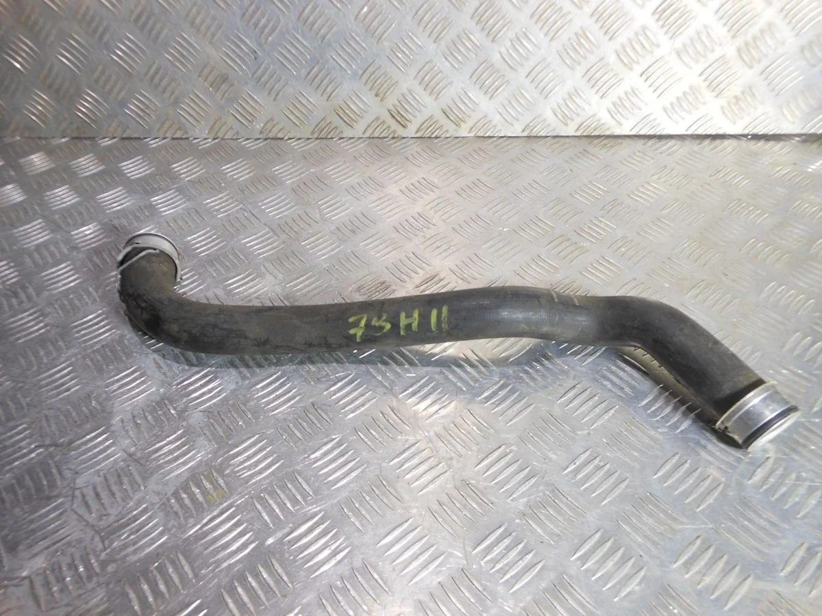 Патрубок радиатора Mercedes-Benz CL-класс C216 (2006—2010)