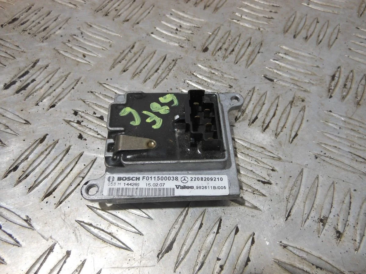 Резистор отопителя Mercedes-Benz GL-класс X164 (2006—2009)