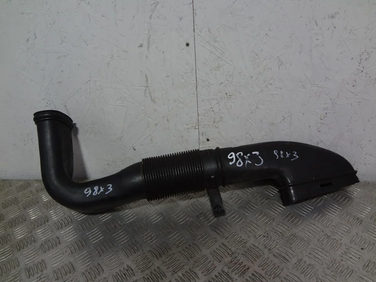 Воздуховод Mercedes-Benz C-класс W204/S204/С204 рестайлинг (2011—2015)