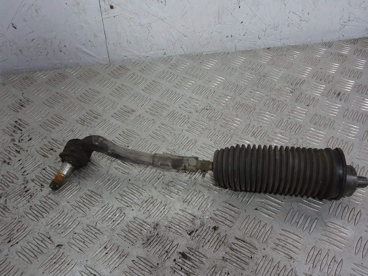 Наконечник рулевой правый Mercedes-Benz C-класс W204/S204/С204 рестайлинг (2011—2015)