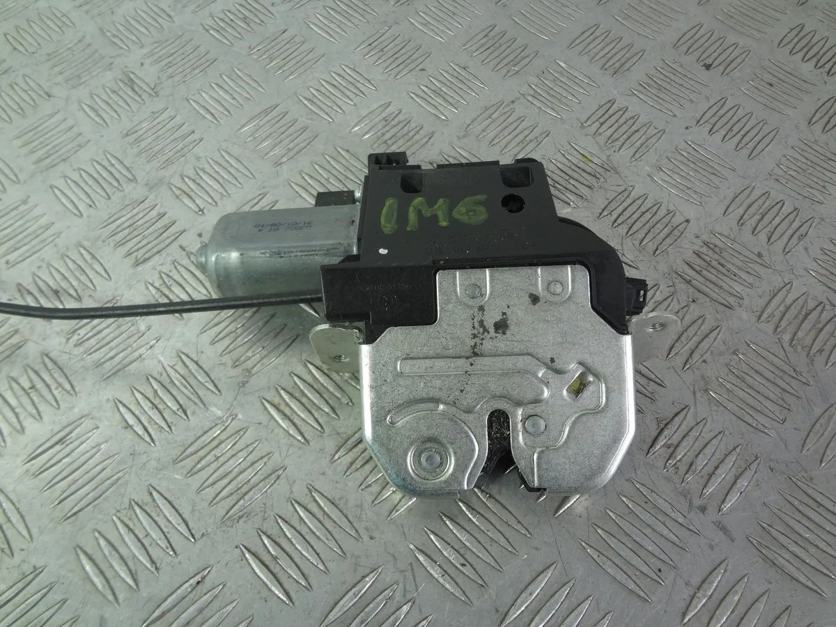 Замок багажника Mercedes-Benz S-класс W221 (2005—2009)