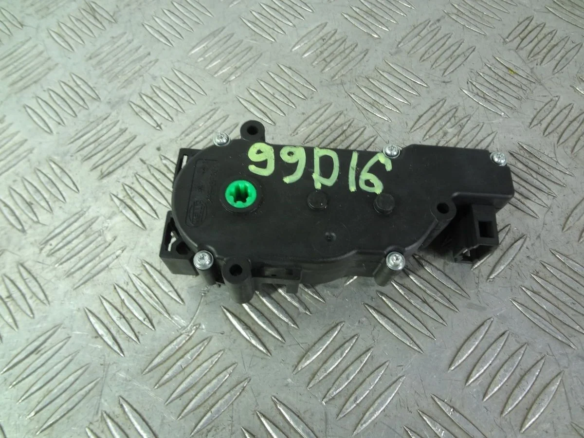 Активатор замка багажника Mercedes-Benz M-класс W166 (2011—2015)