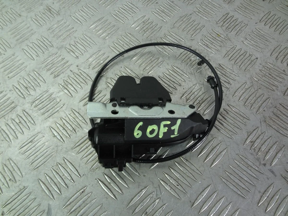 Замок багажника Mercedes-Benz C-класс W204/S204 (2006—2011)