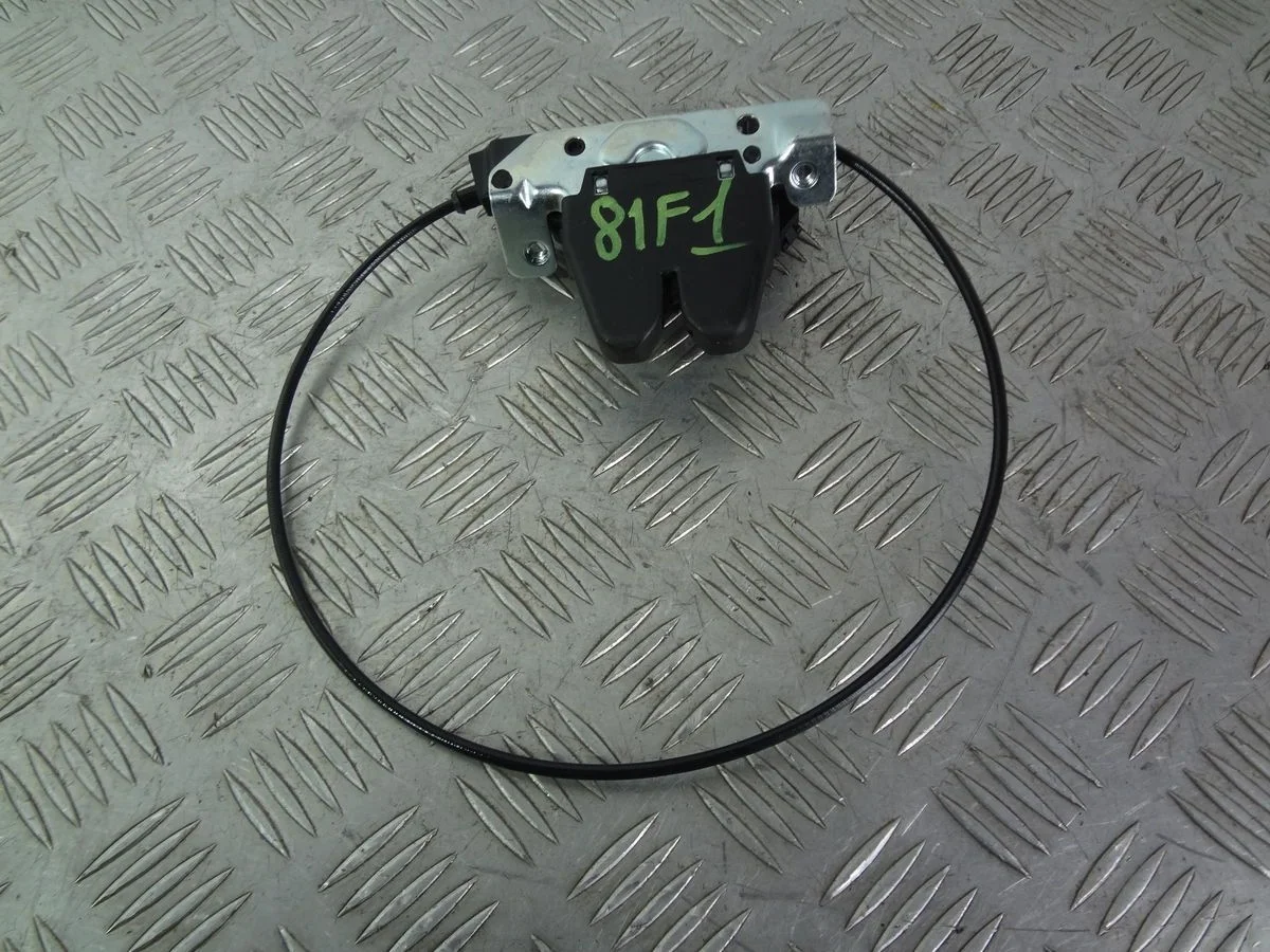 Замок багажника Mercedes-Benz C-класс AMG W204/S204/С204 (2007—2011)