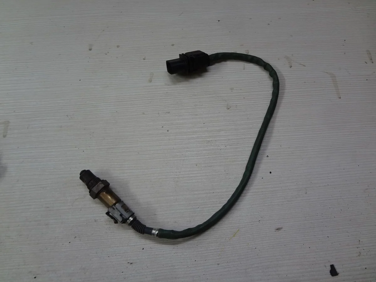 Датчик кислородный/Lambdasonde Mercedes-Benz GLK-класс X204 рестайлинг (2012—2015)
