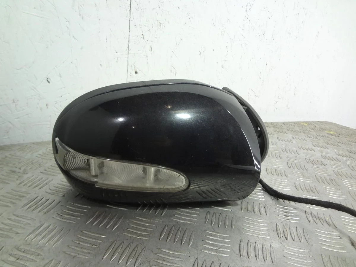 Зеркало правое электрическое Mercedes-Benz M-класс W164 (2005—2008)