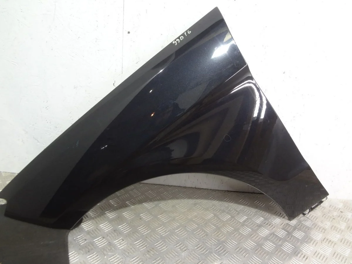 Крыло переднее левое Mercedes-Benz M-класс W166 (2011—2015)