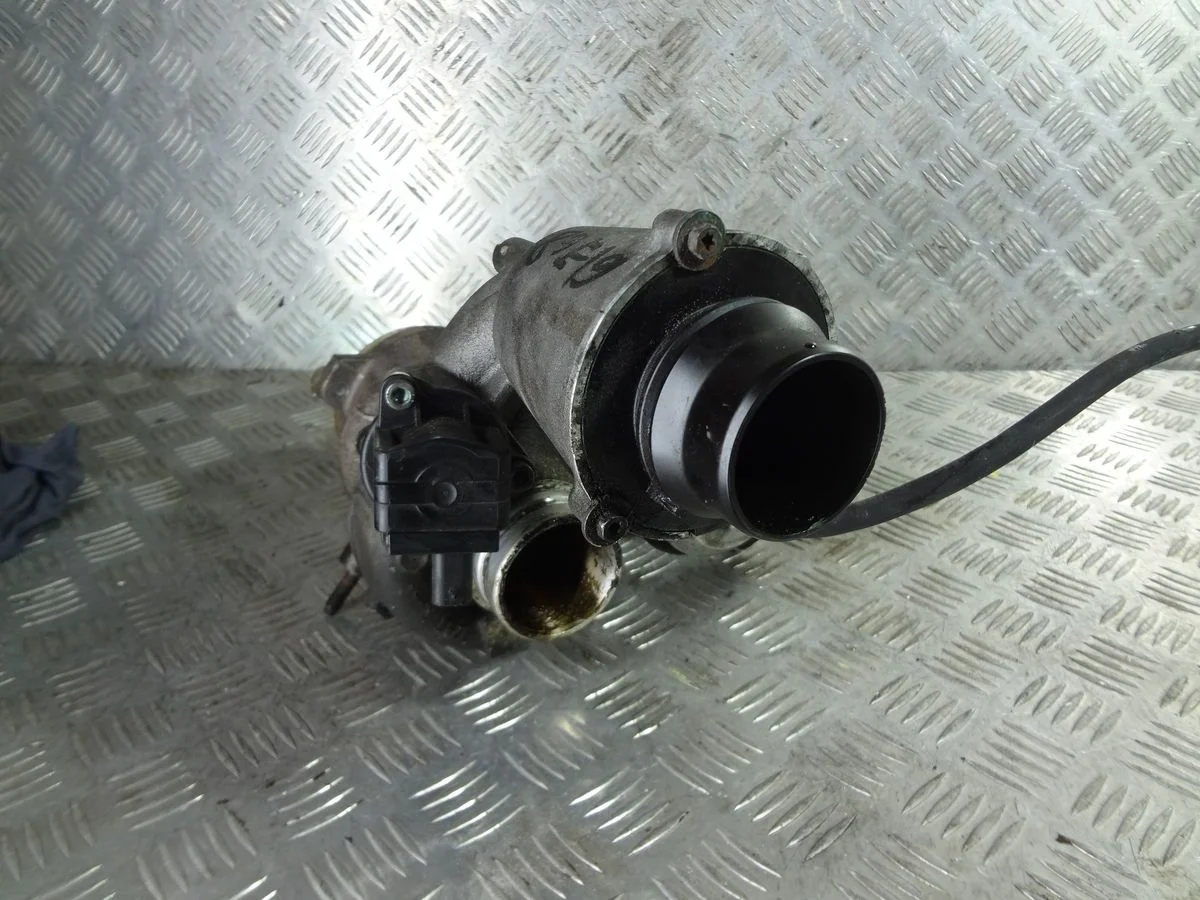 Турбокомпрессор (турбина) Mercedes-Benz C-класс W204/S204/С204 рестайлинг (2011—2015)