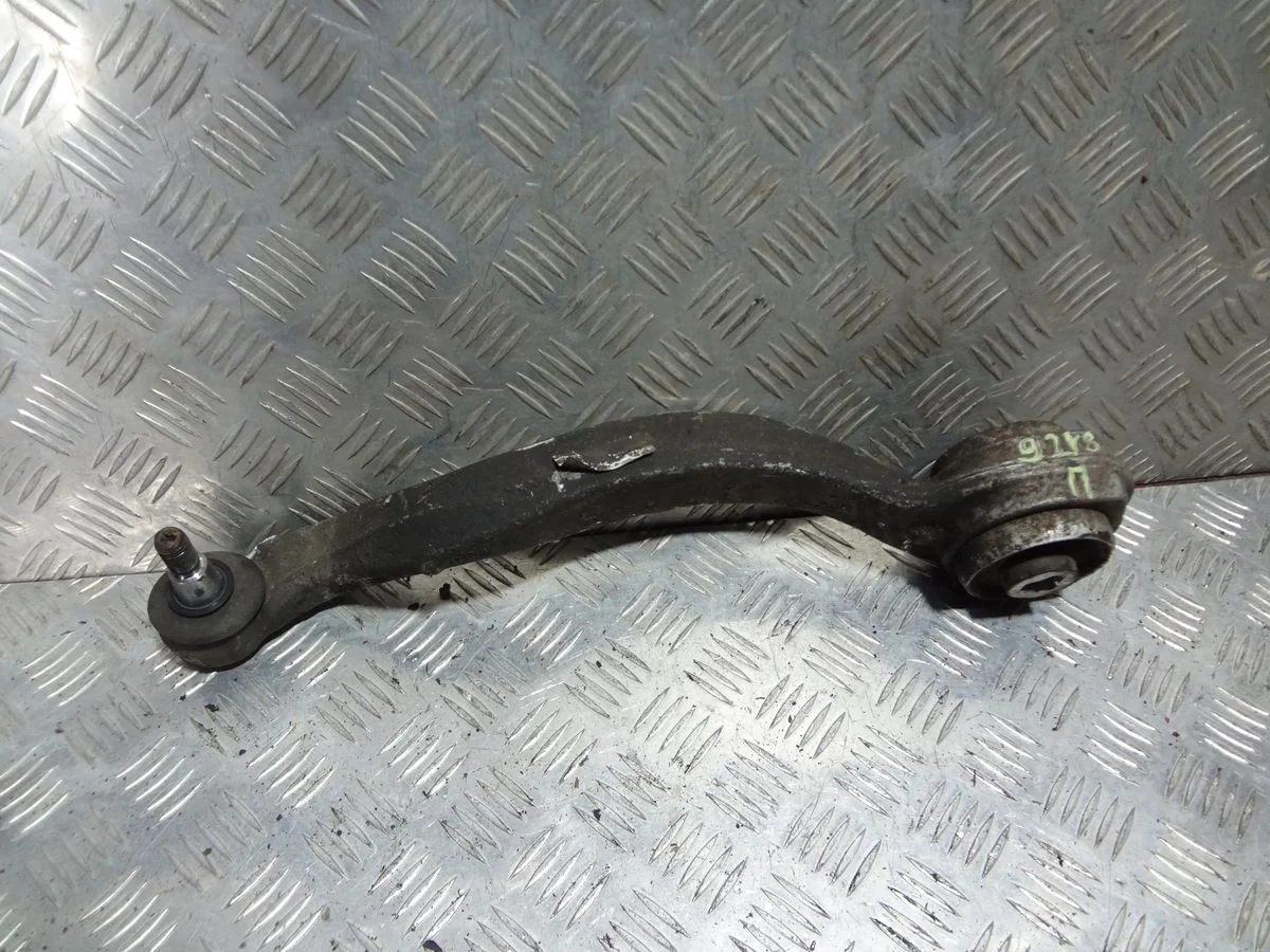 Рычаг передний верхний правый Mercedes-Benz E-класс W212/S212/C207/A207 (2009—2013)