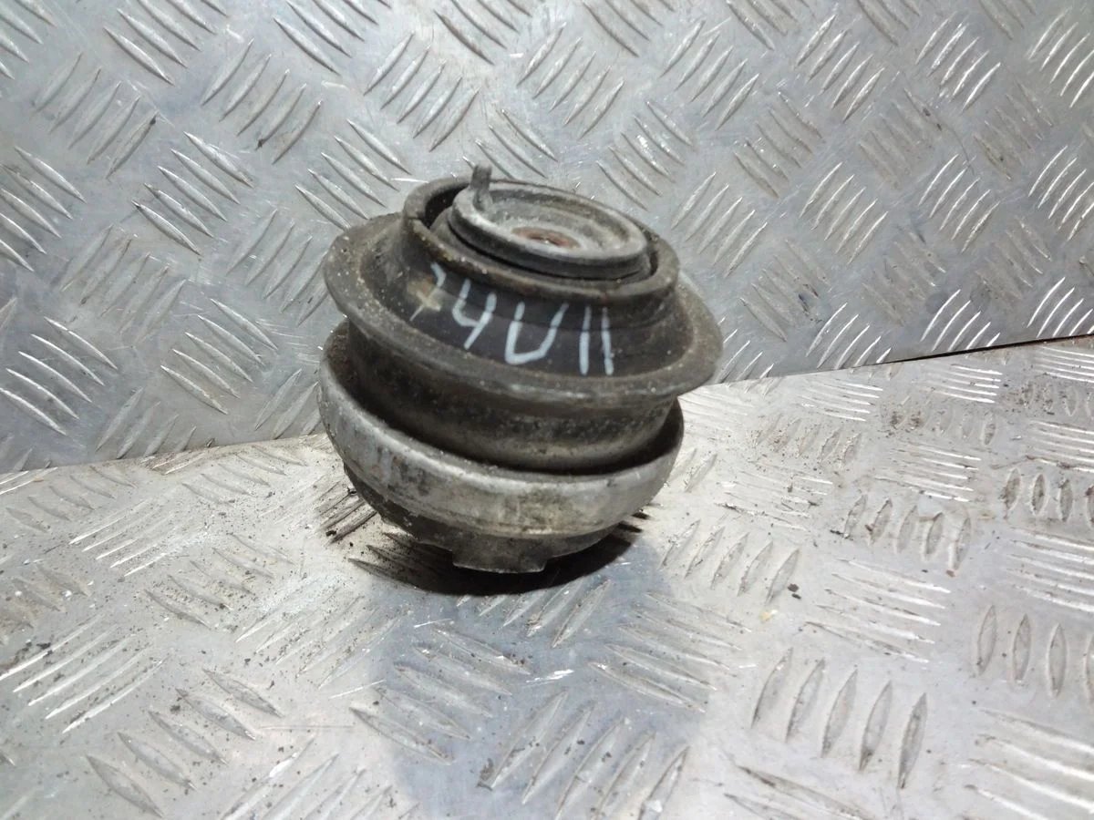 Опора двигателя Mercedes-Benz CL-класс C216 (2006—2010)