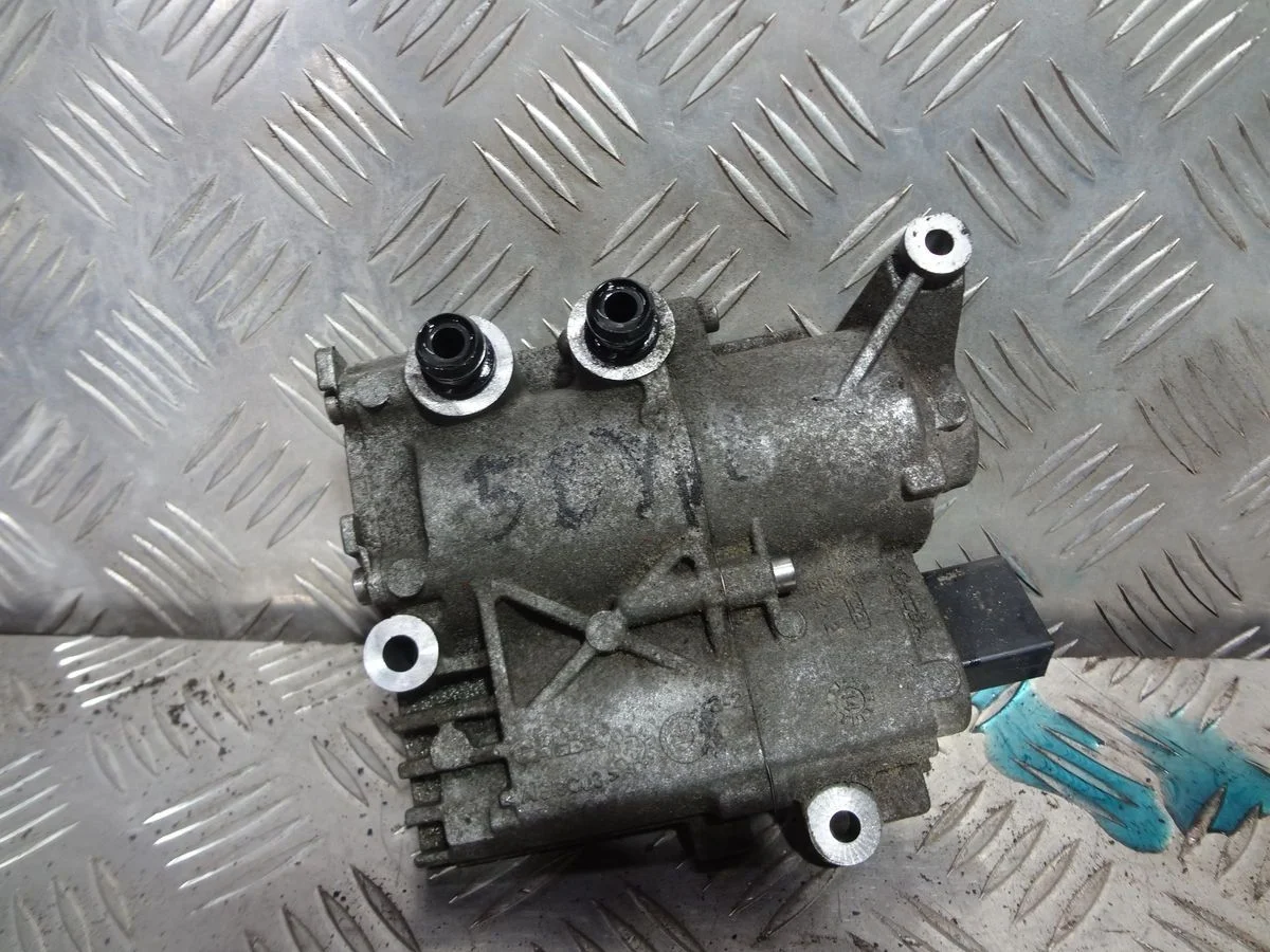 Насос масляный КПП Mercedes-Benz M-класс W166 (2011—2015)