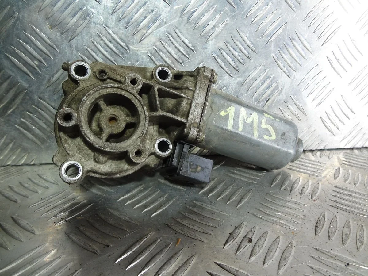 Моторчик блокировки межосевого дифференциала Mercedes-Benz GL-класс X164 (2006—2009)