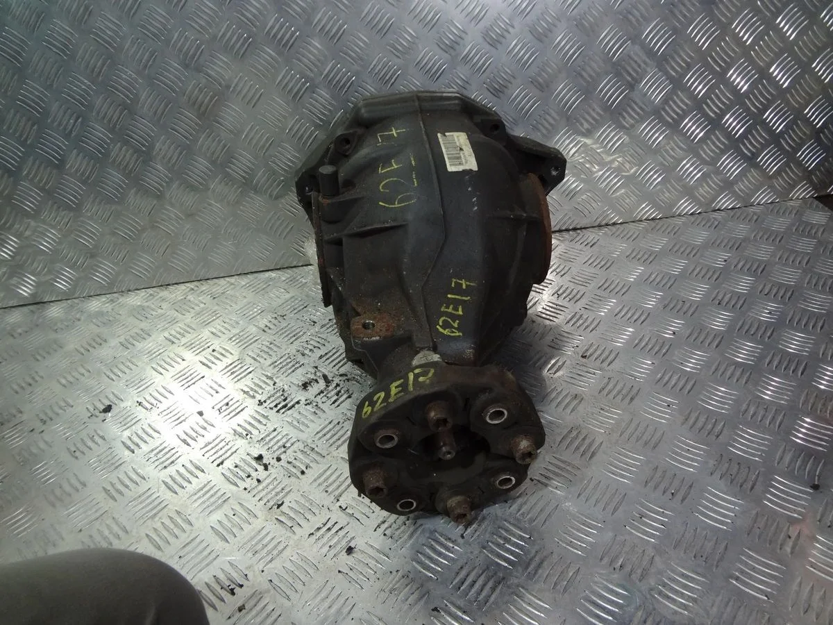 Редуктор заднего моста Mercedes-Benz C-класс W204/S204 (2006—2011)