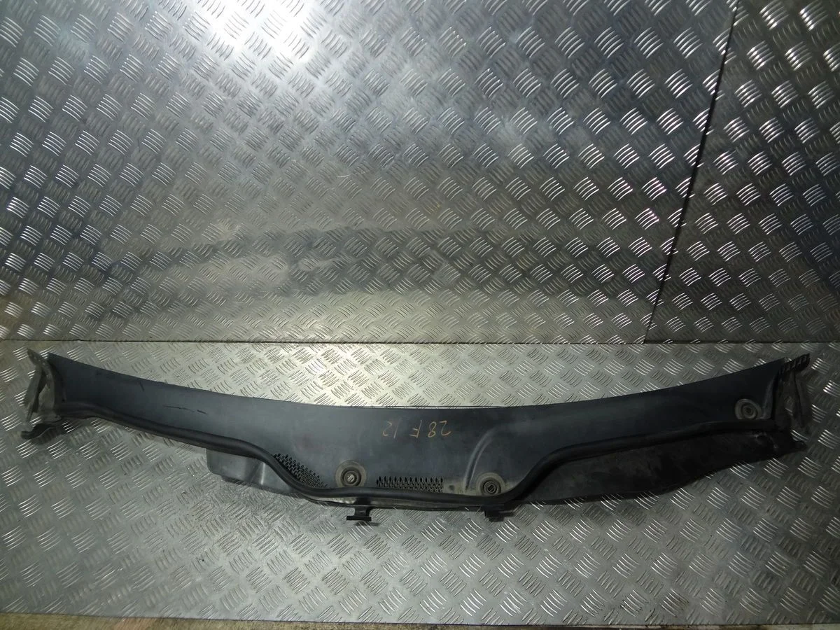 Решетка стеклооч. (планка под лобовое стекло) Mercedes-Benz M-класс W164 рестайлинг (2008—2011)