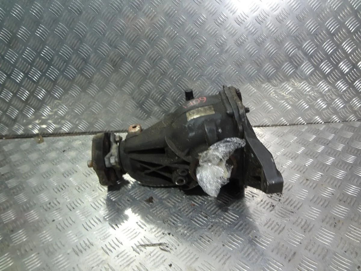 Редуктор заднего моста Mercedes-Benz C-класс W204/S204 (2006—2011)