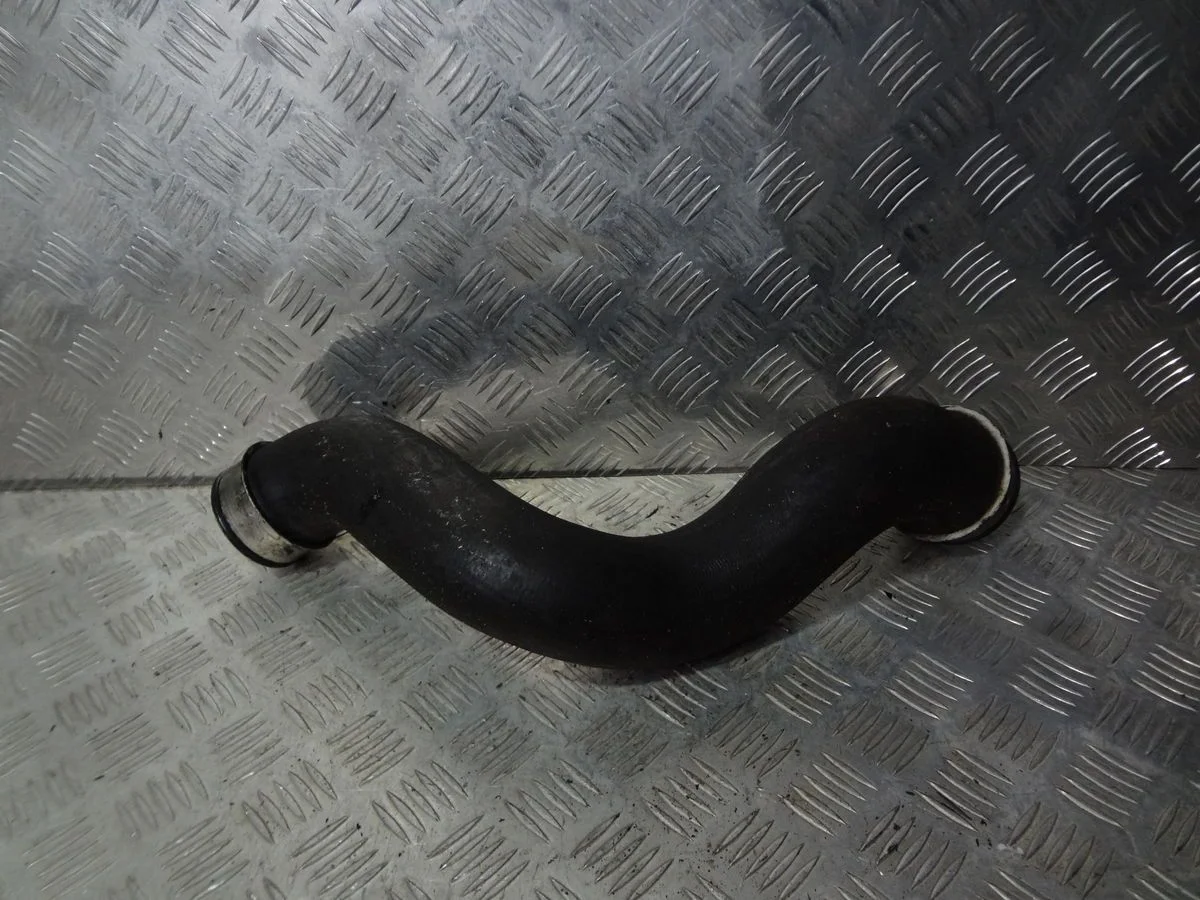 Патрубок интеркулера Mercedes-Benz CL-класс C216 (2006—2010)