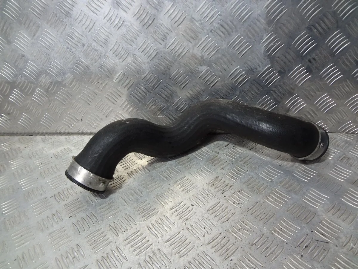 Патрубок интеркулера Mercedes-Benz CL-класс C216 (2006—2010)