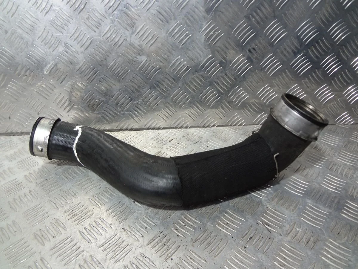 Патрубок интеркулера Mercedes-Benz CL-класс C216 (2006—2010)