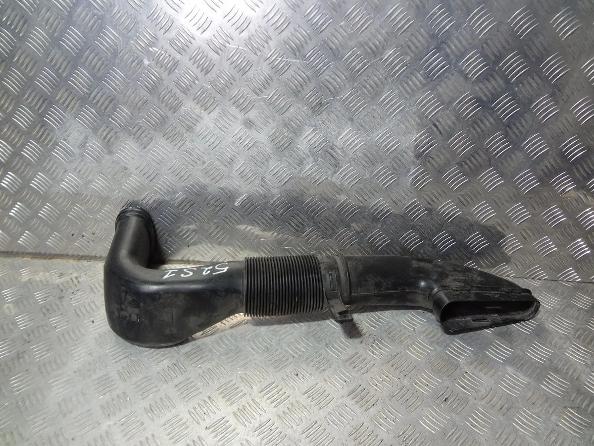 Воздуховод Mercedes-Benz E-класс W212/S212/C207/A207 рестайлинг (2013—2016)