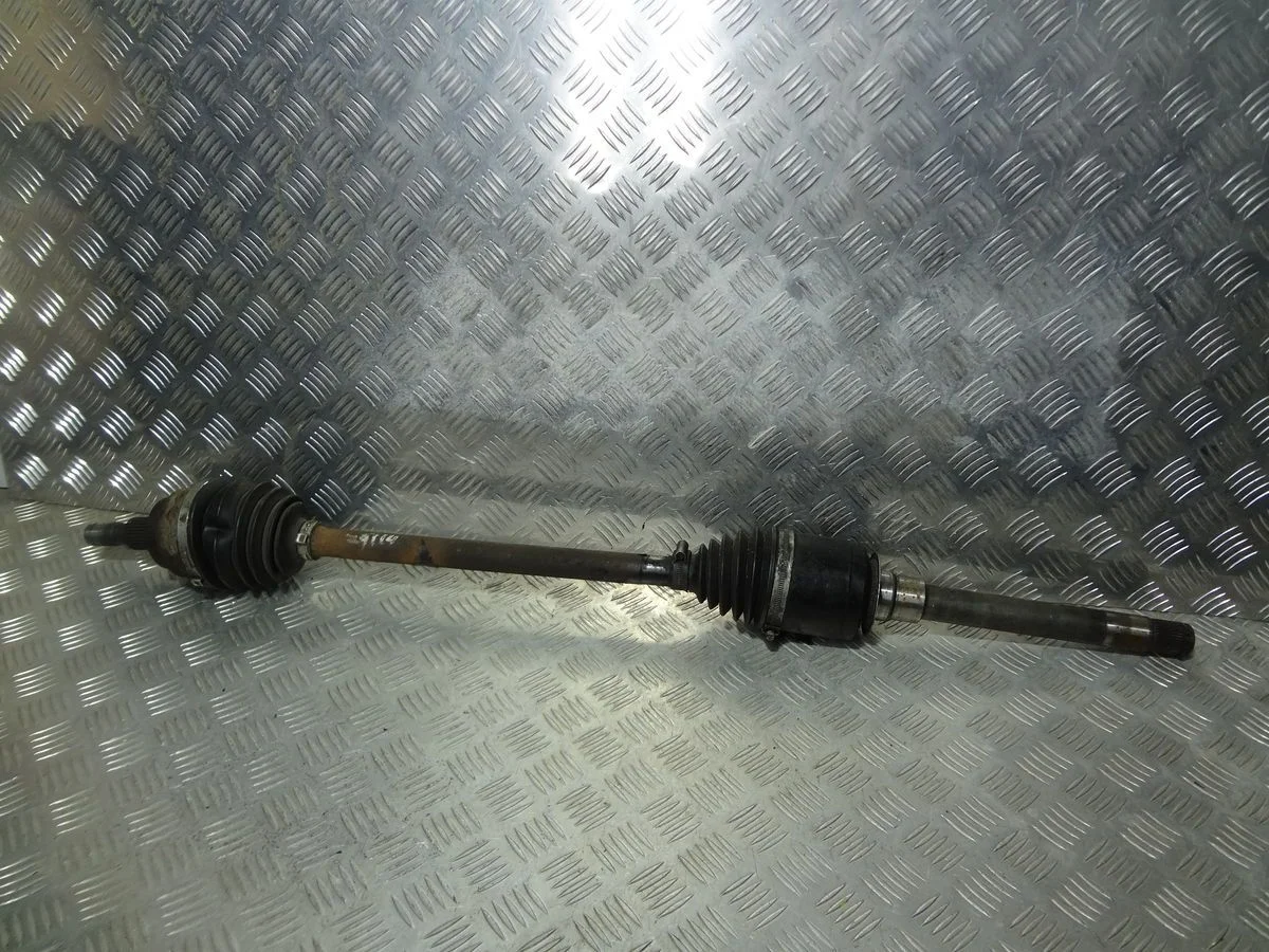 Полуось передняя правая Mercedes-Benz M-класс W164 (2005—2008)