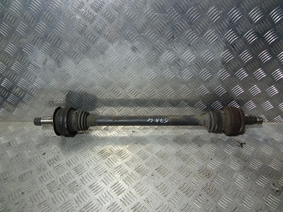 Полуось задняя Mercedes-Benz C-класс W204/S204 (2006—2011)