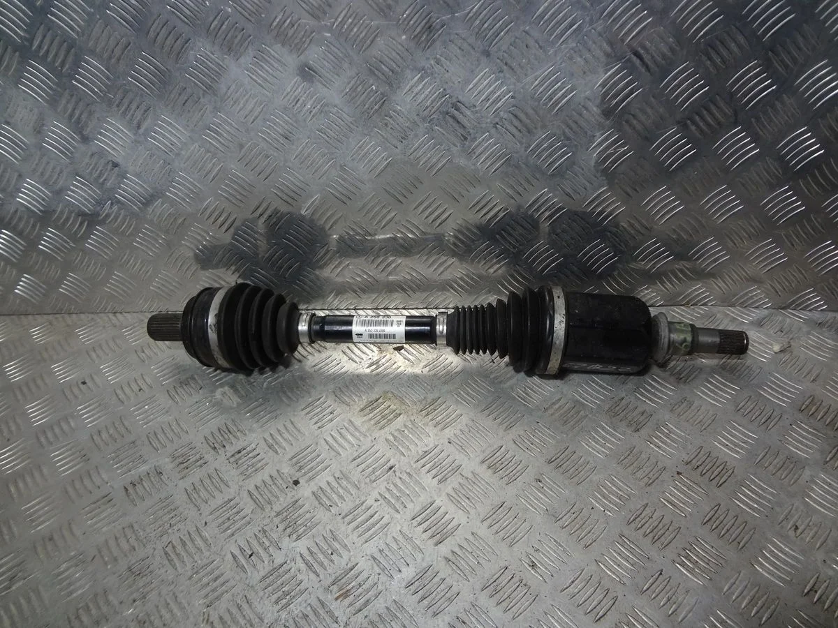 Полуось передняя правая Mercedes-Benz GLC-класс X253 (2015—2019)